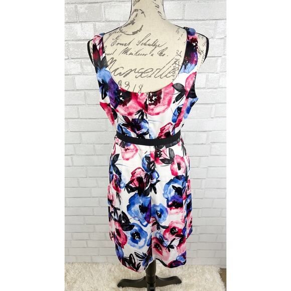 Luxe by Carmen Marc Valvo Floral Belted Dress Size 10 - Picture 7 of 11